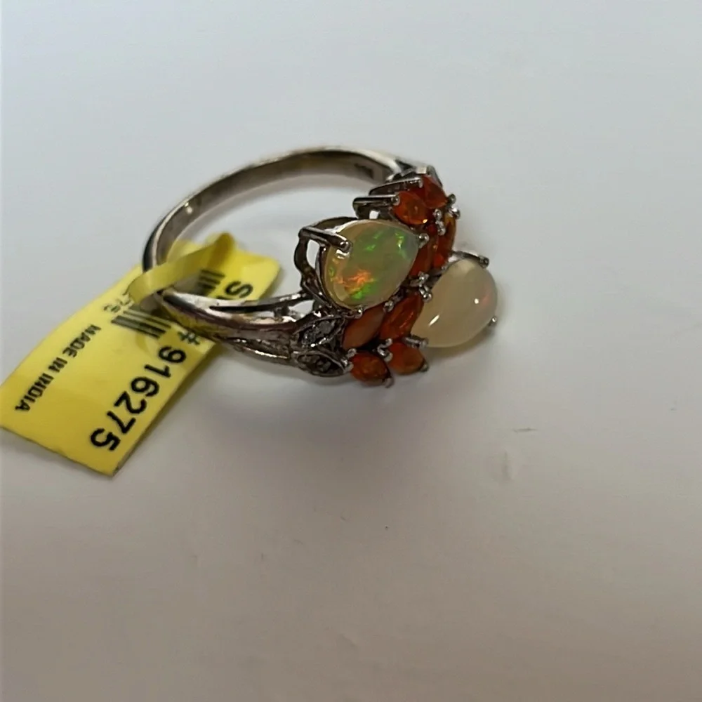 Sterling silver opal ring - Picture 3 of 9